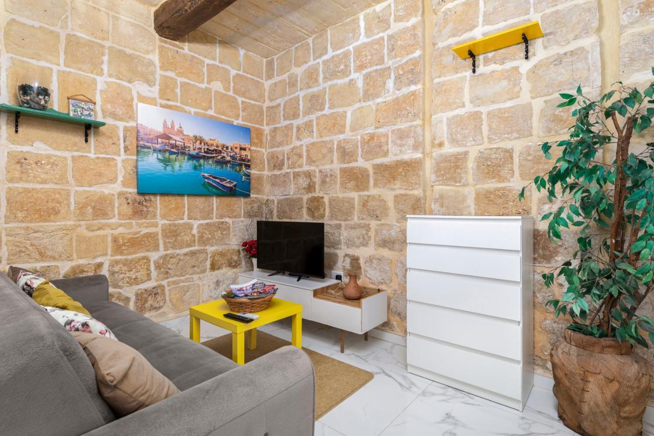 Chic, Stylish 1 Bedroom Maisonette - Close To Valletta Hébergement de vacances Il-Furjana